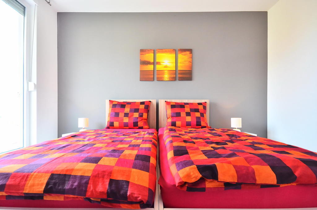 Bretia Apartments Sutivan Chambre photo