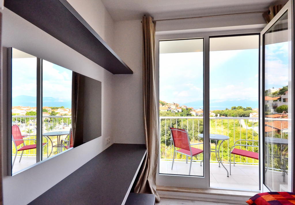 Bretia Apartments Sutivan Chambre photo