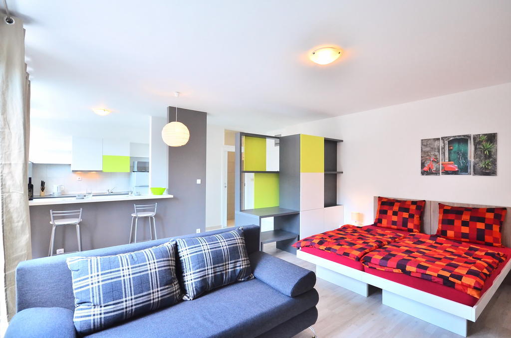 Bretia Apartments Sutivan Chambre photo